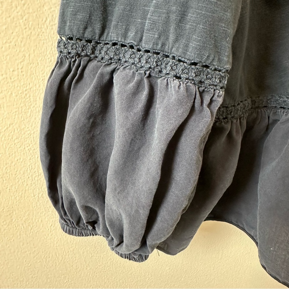 Sundance navy blue embroidered peasant style top size medium - Picture 7 of 13